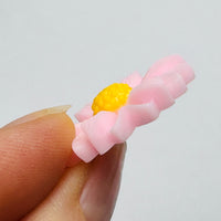 Daisy Delight Pink Fake Floral Flower Spring Summer Floral Flatback Cabochons Decoden Charm 10 pcs