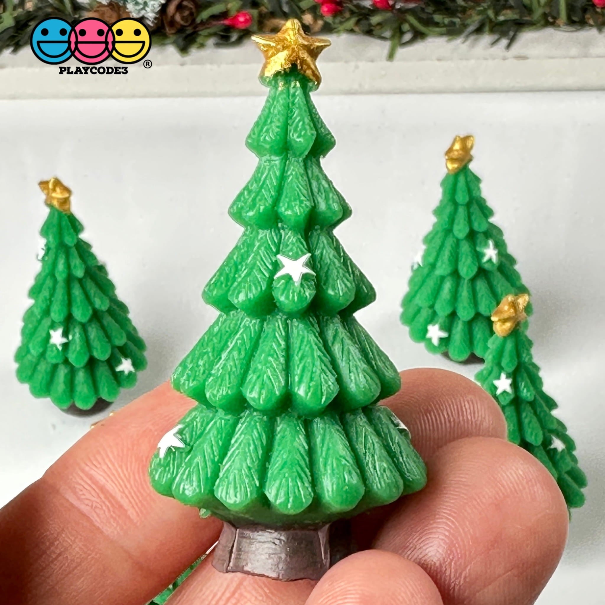 Christmas Tree with Stars Figurines Plastic Resin 5 pcs