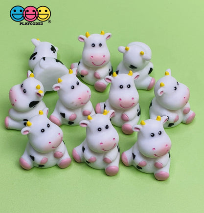 Cows Sitting And Laying Down 3D Charms (10 Pcs) Charm