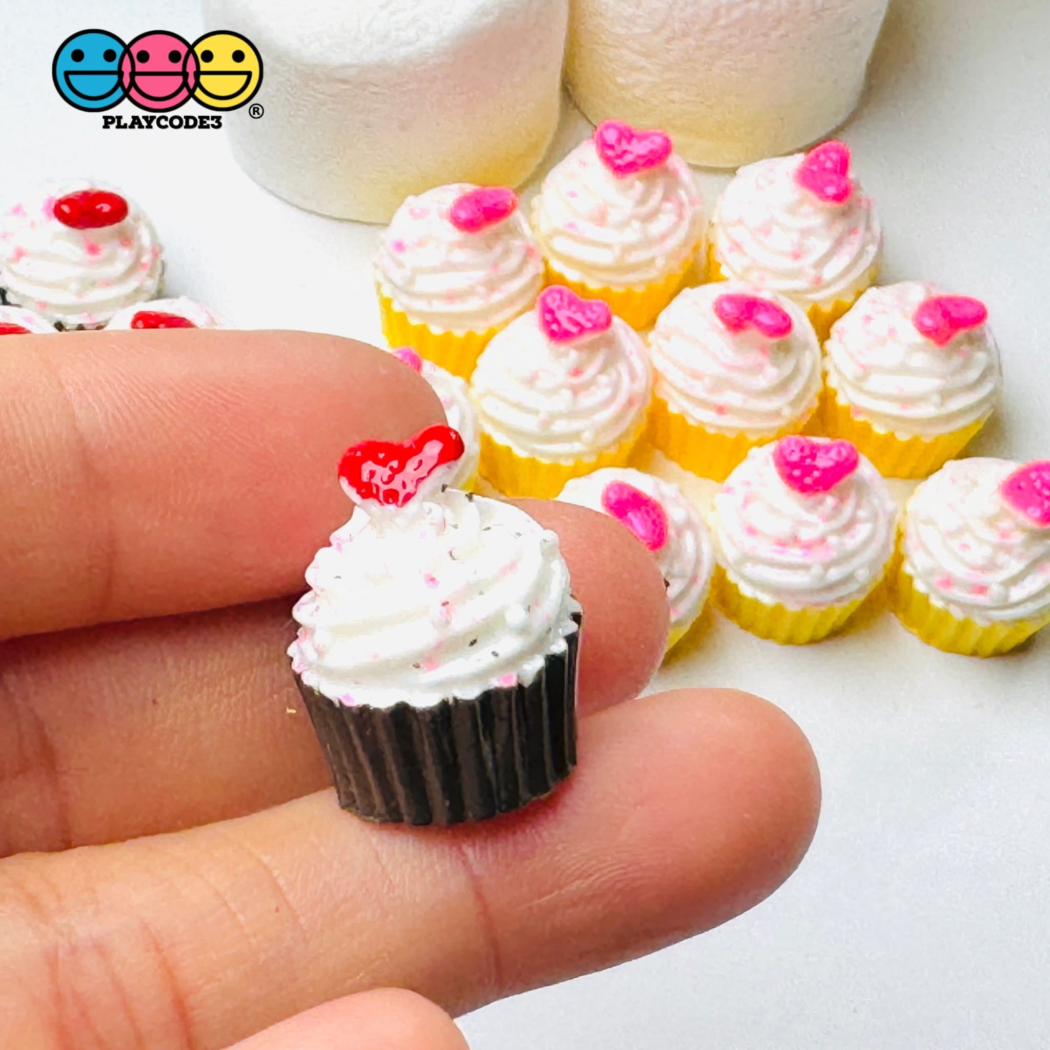 Cupcake with Heart Topping Mini Charms Fake Dessert Cupcakes Cabochons Valentine's Day Decoden Colors 10 pcs