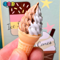 Ice Cream Cones Vanilla And Chocolate Or Strawberry Cone Charm Cabochons 5Pcs Vanilla/chocolate