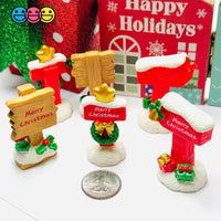 Merry Christmas Signposts Holiday Holly Bells Gifts Gold Star Bow – 3 Styles 5 pcs PLAYCODE3 LLC mixed (6 pscs 2 of